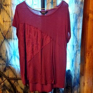 Maroon Simply Vera/Vera Wang XL Short Sleeved Tee Shirt